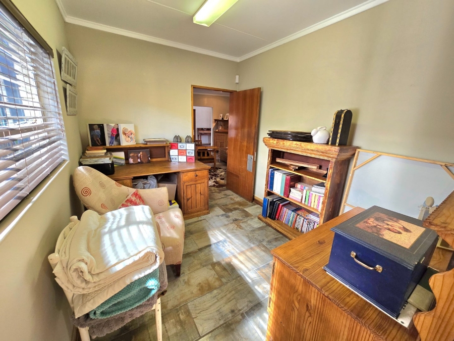 4 Bedroom Property for Sale in La Provance Free State